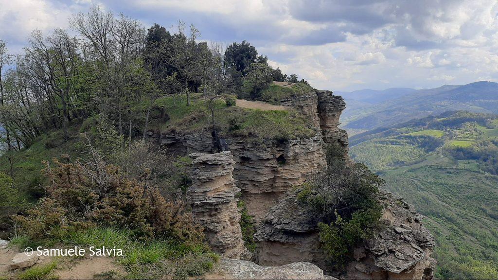 Il Monte Adone, uno dei simboli della Via degli Dei.