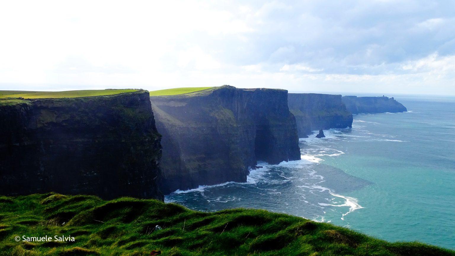 Le Cliffs of Moher sono le scogliere più spettacolari di tutta l'Irlanda.