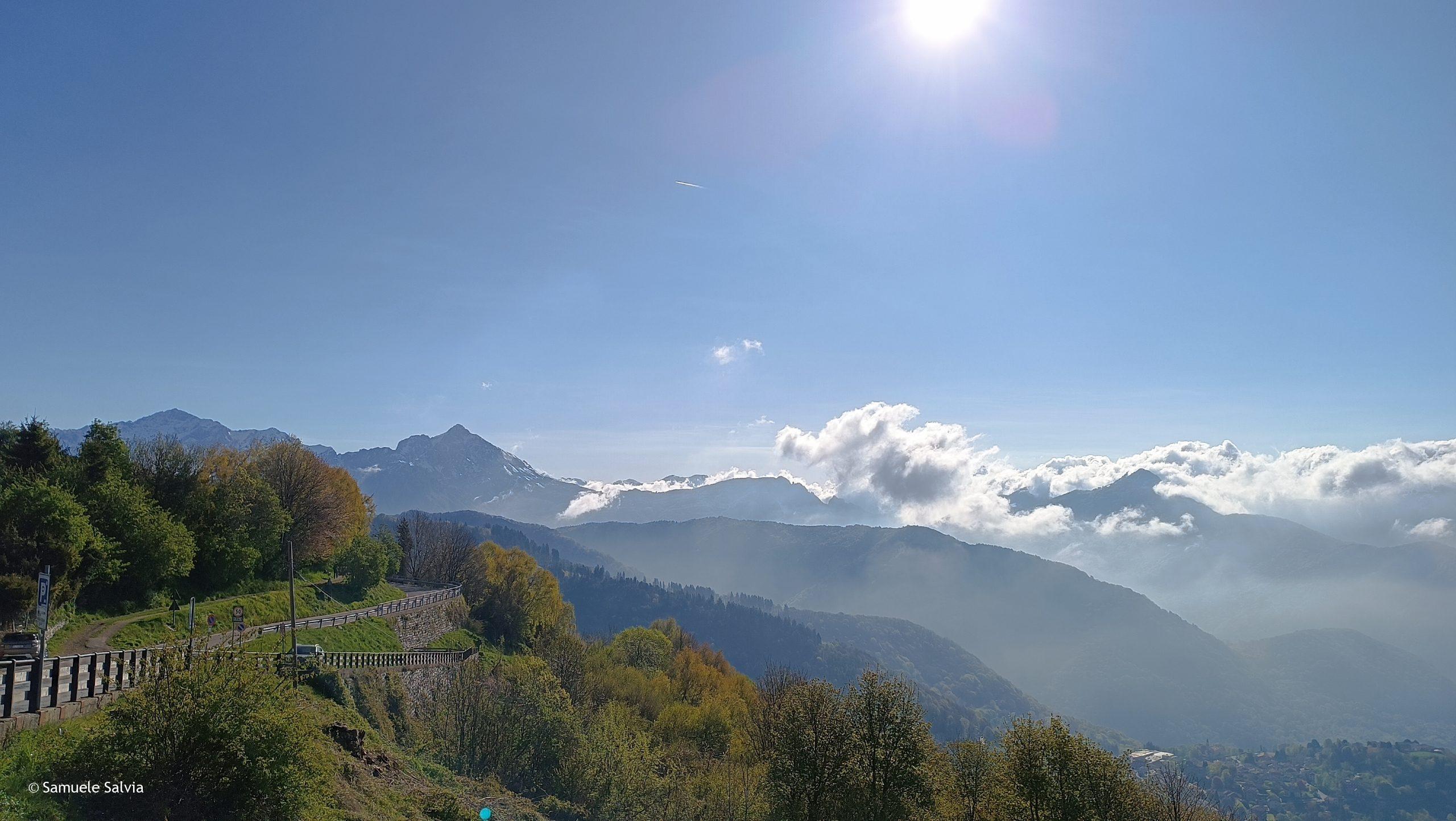 Trekking Como; Palanzone; Panorama dalla Colma di Sormano sulle Grigne.