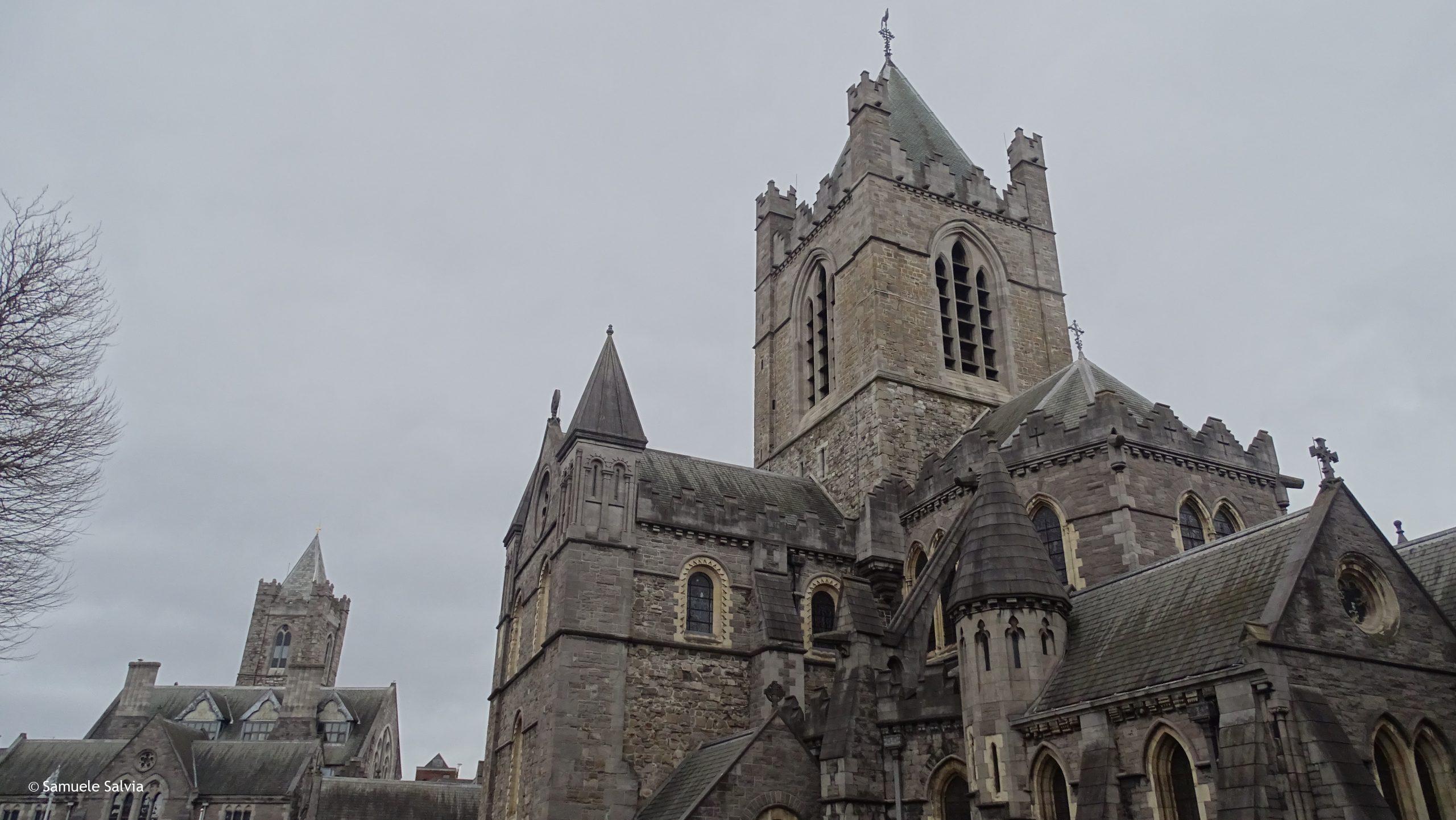 La cattedrale di Christ Church è tra le più belle di Dublino. Al suo interno si può visitare anche una meravigliosa cripta.