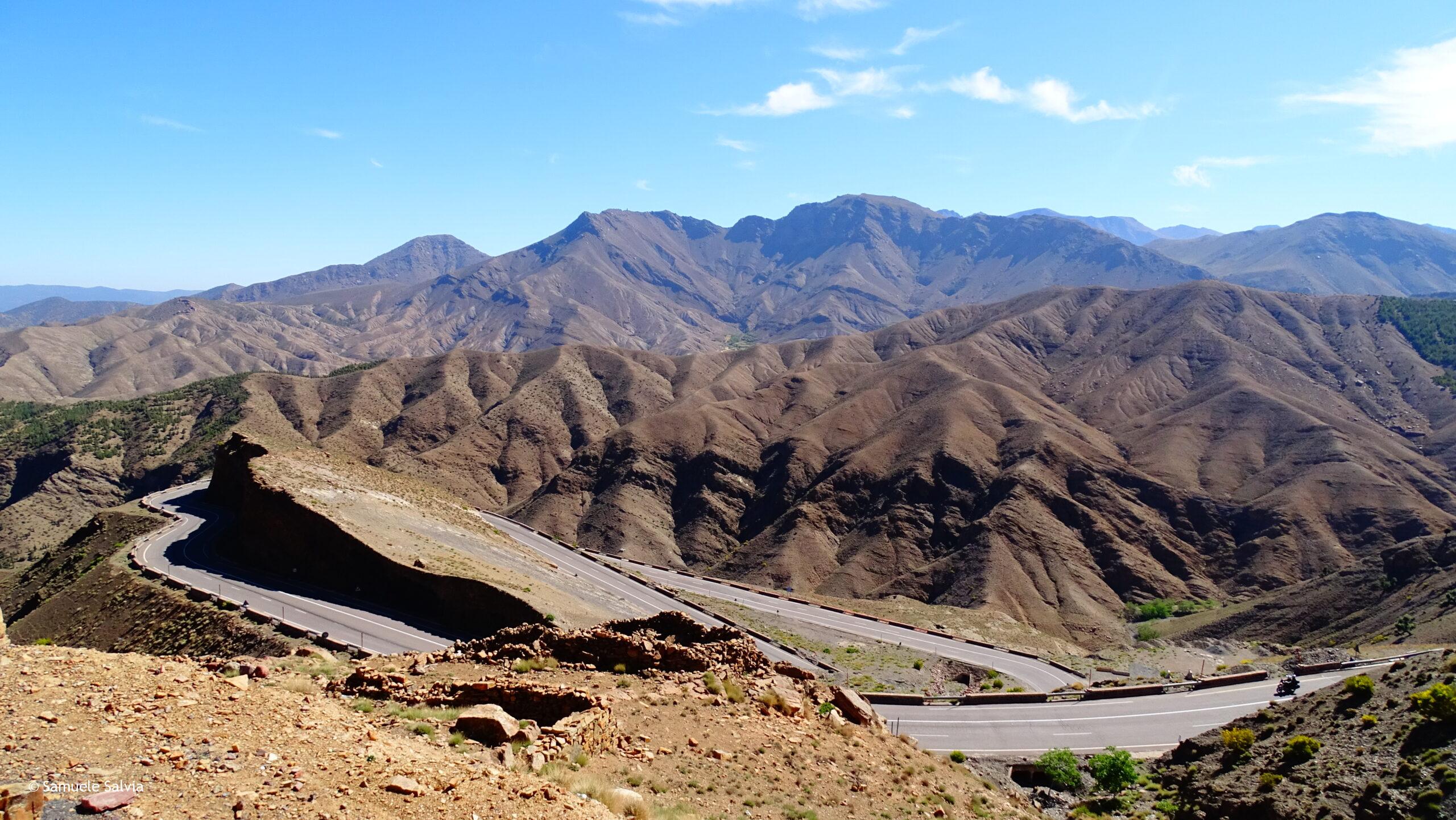 Le montagne dell'Alto Atlante dal Col du Tichka, il passo più alto del Marocco.