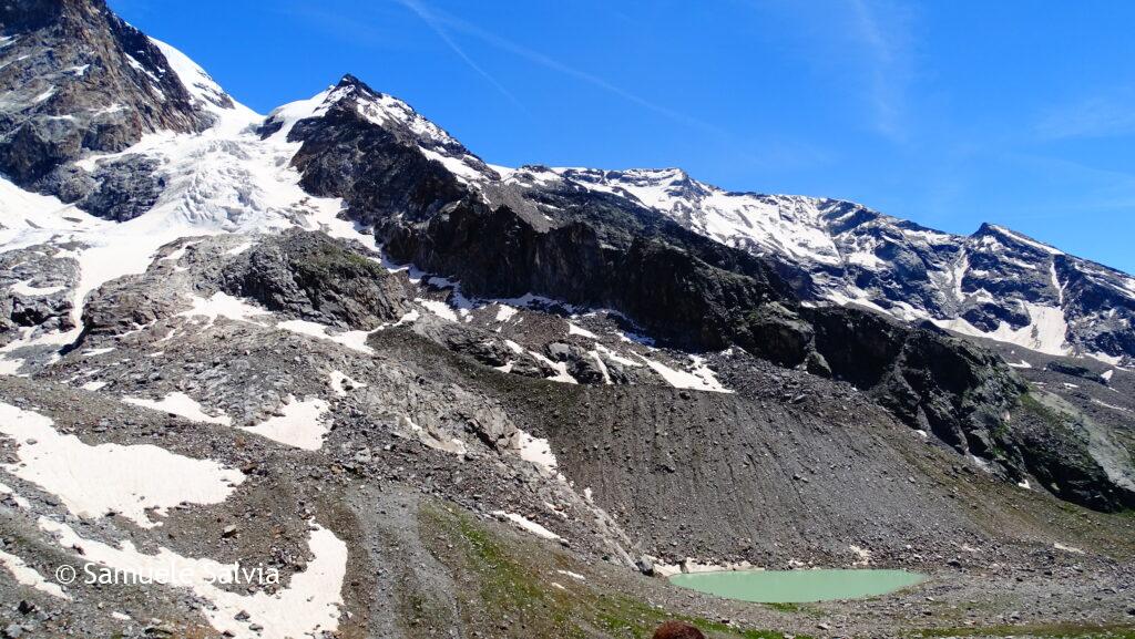 Lago glaciale originato dal Piccolo Ghiacciaio di Verra.