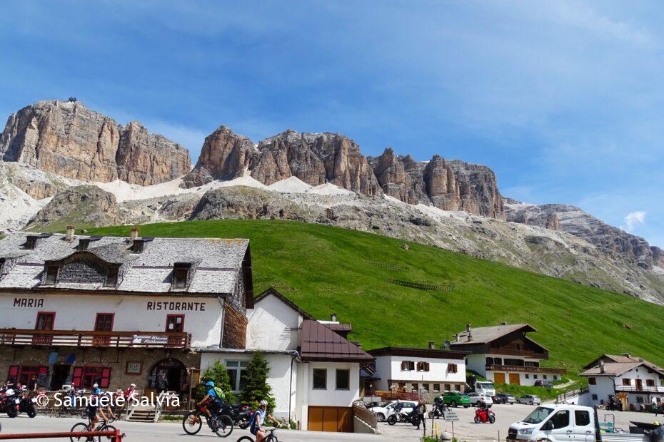 Il Passo Pordoi, uno dei più celebri delle Dolomiti.