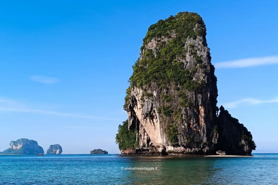 thailandia, asia, sud-est asiatico, sud est asia, indocina, viaggio, viaggi, viaggio in thailandia, cosa fare in thailandia, cosa vedere in thailandia, grab, come funziona grab, consigli thailandia, krabi, cosa fare a krabi, cosa vedere a krabi, dove dormire a krabi, railay beach, phra nang beach, bat cave thailandia, grotta dei pipistrelli thailandia, railay est, railay ovest, come arrivare a railay beach, railay beach thailandia