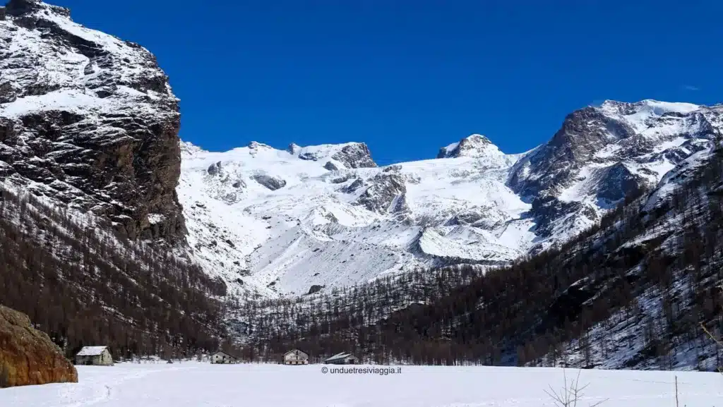 val d'aosta, valle d'aosta, val d'ayas, sant-jacques-des-allemands, saint-jacques, lago blu, verraz-dessours, grande ghiacciaio di verra, rifugio ottorino mezzalama, rifugio mezzalama, escursione, trekking, montagna, hiking, ciaspole, escursione invernale, trekking invernale, trekking invernali, ciaspolate, nord italia