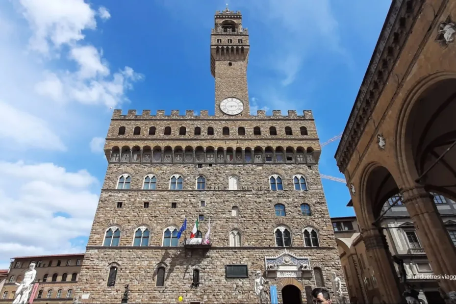 via degli dei, bologna, cammini, cammini d'italia, italia, appennino tosco emiliano, emilia romagna, toscana, firenze, via degli dei tappe, via degli dei guida, palazzo vecchio, piazza della signoria firenze