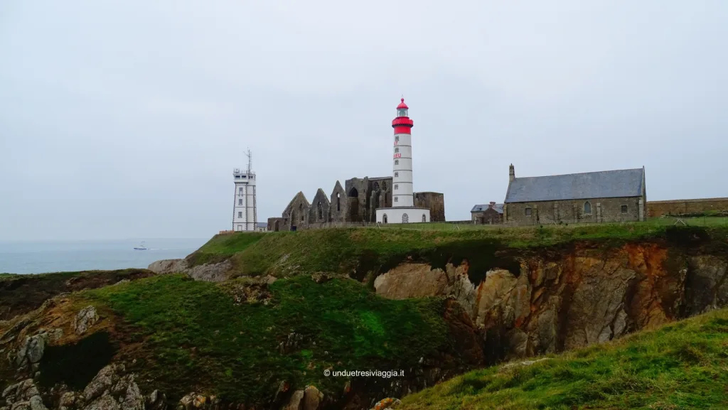 francia, bretagna, europa, viaggi, cosa vedere in bretagna, cosa fare in bretagna, strada dei fari bretagna, brest, strada dei fari, finistère, fari bretagna, faro petit minou, faro le four, faro kermorvan, faro di kermorvan, faro di pierres noires, phare du four, faro saint mathieau, Abbaye Saint-Mathieau de Fine-Terre